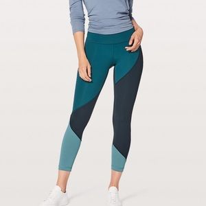 Wunder Under Hi-Rise 7/8 Tight color block